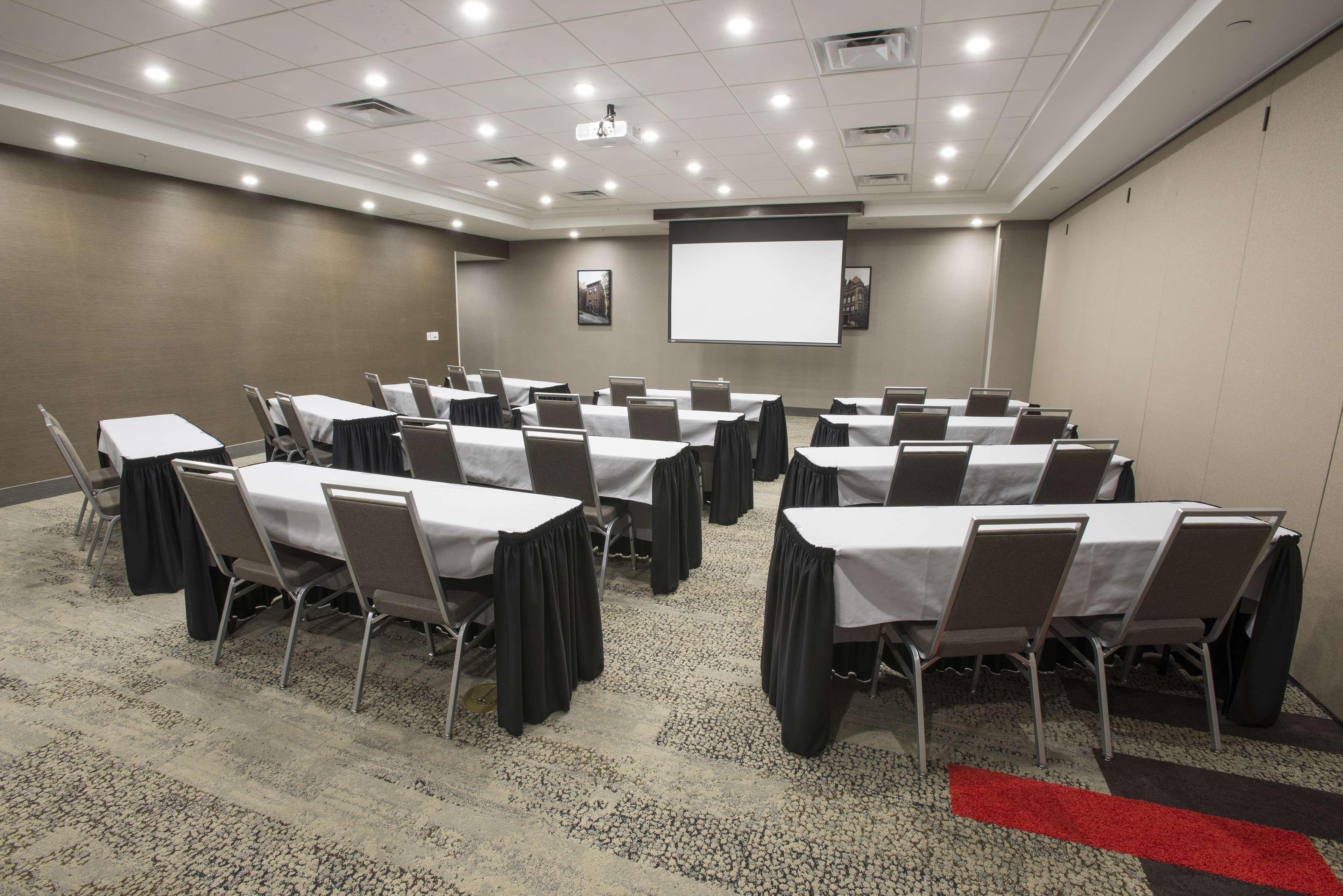 Hampton Inn & Suites - Cincinnati/Kenwood, Oh Silverton Esterno foto