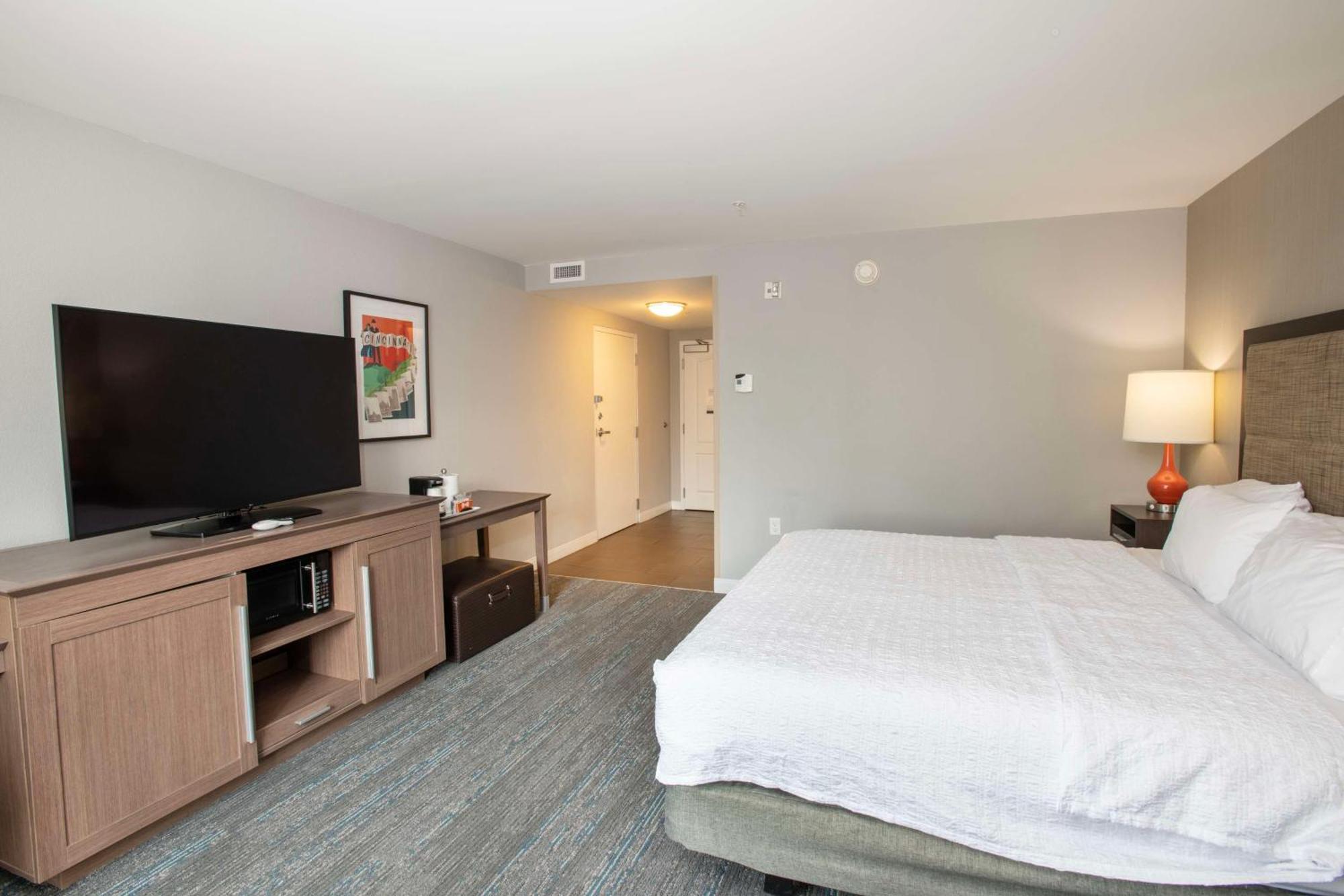 Hampton Inn & Suites - Cincinnati/Kenwood, Oh Silverton Esterno foto