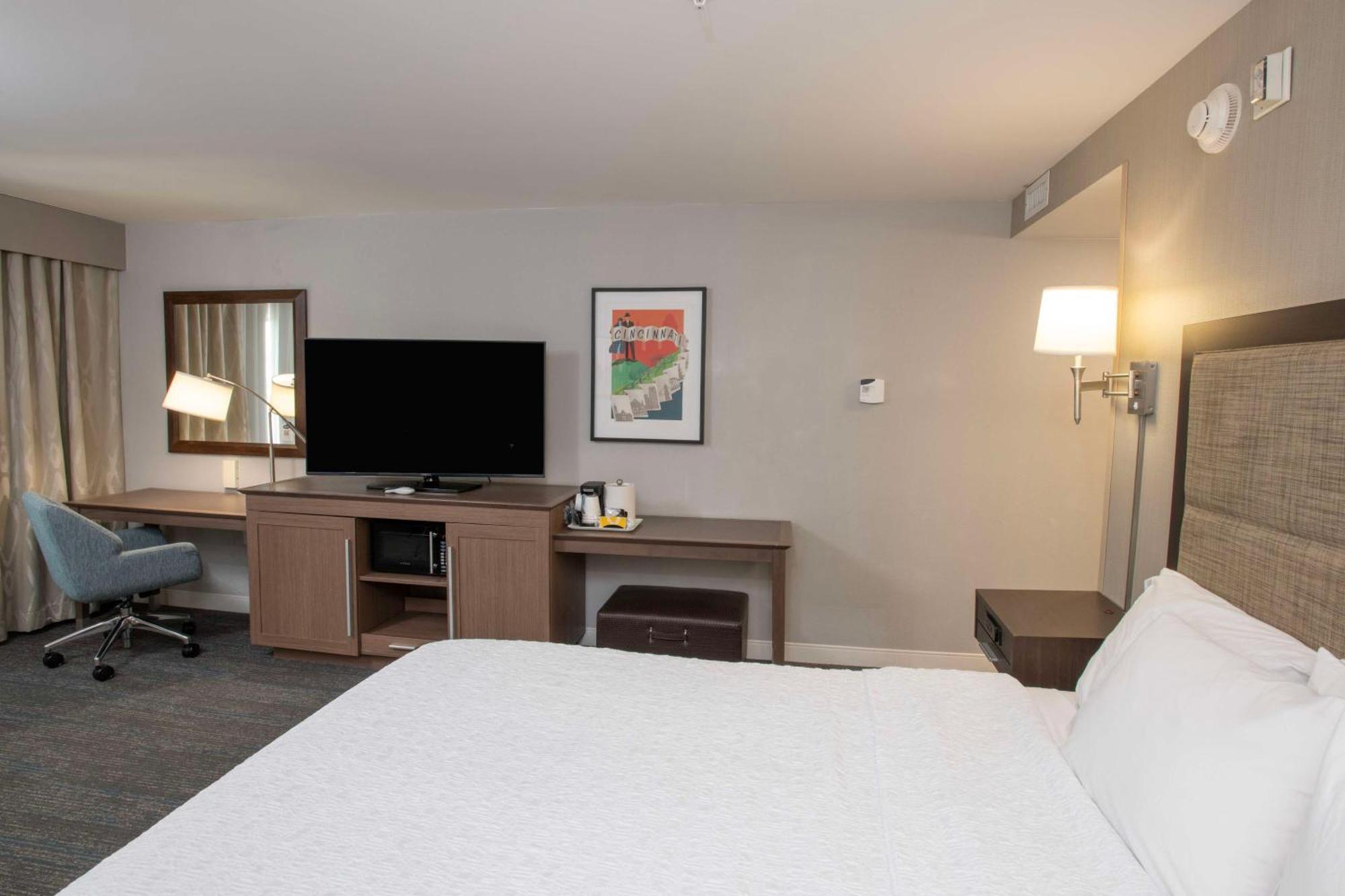 Hampton Inn & Suites - Cincinnati/Kenwood, Oh Silverton Esterno foto
